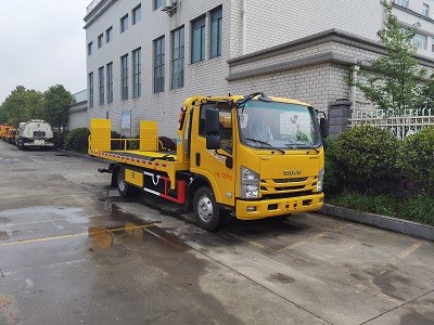 慶鈴五十鈴KV100三噸全落地平板清障車