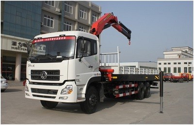 東風(fēng)天龍后雙橋三一帕爾菲格PK23500折臂吊