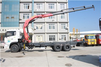 東風(fēng)天龍后雙橋三一帕爾菲格PK36080折臂吊