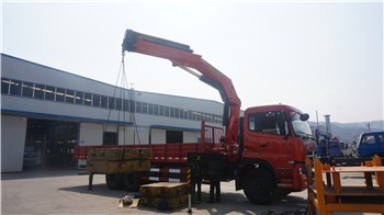 東風(fēng)天龍后雙橋三一帕爾菲格PK36080折臂吊