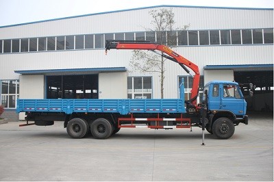 東風(fēng)153后雙橋三一帕爾菲格PK15500B折臂吊