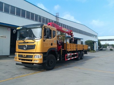 帕菲特12噸東風(fēng)御虎T5后雙橋隨車吊