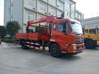 帕菲特8噸加長(zhǎng)臂東風(fēng)天錦（工程版）隨車吊