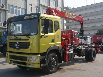 帕菲特10噸東風(fēng)御虎單橋隨車吊